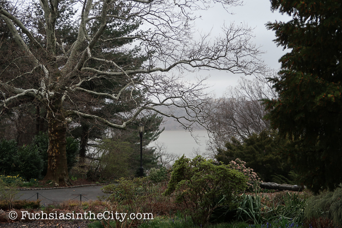 2018-04-fort-tryon-park-left-6